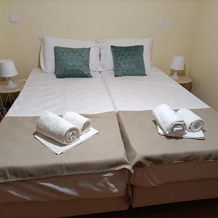Central House Arouca Luaran gambar